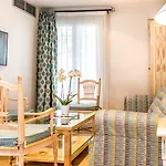 Alessandra Hotel 4*
